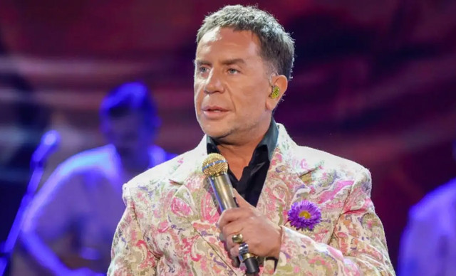 &Mu;&alpha;&zeta;&omega;&nu;ά&kappa;&eta;&sigmaf;: &Eta; &chi;&rho;&omicron;&nu;&iota;ά &laquo;&gamma;&omicron;&lambda;&gamma;&omicron;&theta;ά&sigmaf;&raquo; &ndash; &Omicron; &epsilon;&gamma;&kappa;&lambda;&epsilon;&iota;&sigma;&mu;ό&sigmaf; &sigma;&tau;&omicron; &Delta;&rho;&omicron;&mu;&omicron;&kappa;&alpha;ΐ&tau;&epsilon;&iota;&omicron;, &eta; &delta;&iota;&kappa;&alpha;&sigma;&tau;&iota;&kappa;ή &delta;&iota;&alpha;&mu;ά&chi;&eta; &kappa;&alpha;&iota; &eta; &kappa;&alpha;&tau;&alpha;&gamma;&gamma;&epsilon;&lambda;ί&alpha; &gamma;&iota;&alpha; &alpha;&sigma;έ&lambda;&gamma;&epsilon;&iota;&alpha;