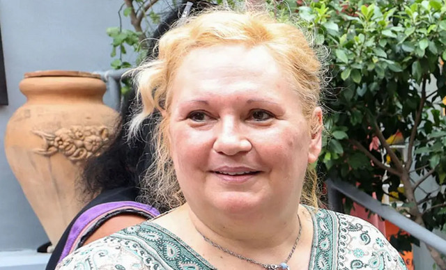 &Gamma;&epsilon;&nu;έ&theta;&lambda;&iota;&alpha; &gamma;&iota;&alpha; &tau;&eta;&nu; &Kappa;&alpha;ί&tau;&eta; &Phi;ί&nu;&omicron;&upsilon;: &laquo;&Mu;&epsilon;&gamma;&alpha;&lambda;ώ&nu;&omega; &mu;&epsilon; &tau;&alpha; &kappa;&alpha;&lambda;ά &alpha;&lambda;&lambda;ά &kappa;&alpha;&iota; &tau;&alpha; &pi;&omicron;&lambda;&lambda;ά ά&sigma;&chi;&eta;&mu;&alpha; &tau;&eta;&sigmaf; &zeta;&omega;ή&sigmaf;&raquo;