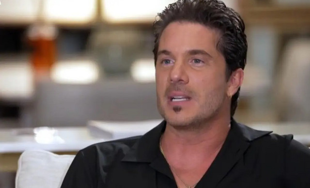 Οικονομόπουλος: «Σπάει» πρώτη φορά τη σιωπή του για την προσωπική του ζωή