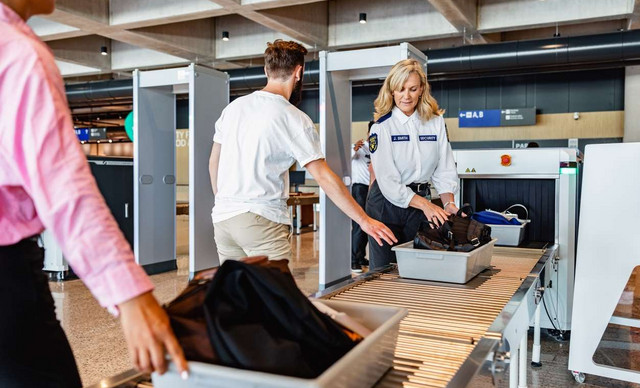 &Tau;&alpha; 10 &pi;&iota;&omicron; &alpha;&sigma;&upsilon;&nu;ή&theta;&iota;&sigma;&tau;&alpha; &alpha;&nu;&tau;&iota;&kappa;&epsilon;ί&mu;&epsilon;&nu;&alpha; &pi;&omicron;&upsilon; &epsilon;&nu;&tau;ό&pi;&iota;&sigma;&alpha;&nu; &omicron;&iota; έ&lambda;&epsilon;&gamma;&chi;&omicron;&iota; &alpha;&epsilon;&rho;&omicron;&delta;&rho;&omicron;&mu;ί&omega;&nu; &tau;&omicron; 2025