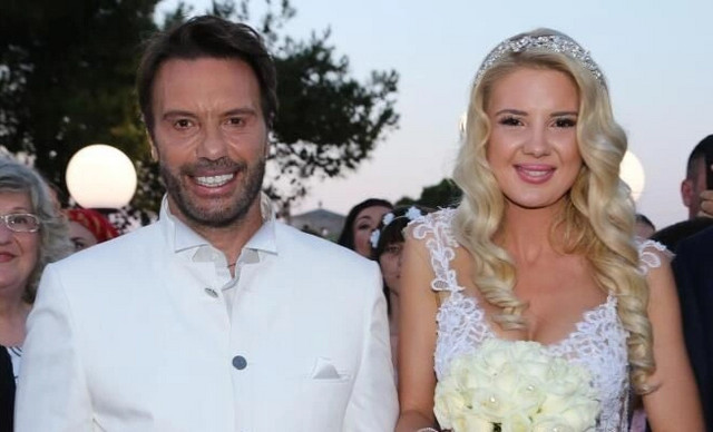 &Tau;&zeta;ώ&rho;&tau;&zeta;&omicron;&gamma;&lambda;&omicron;&upsilon;: &Eta; &tau;&epsilon;&lambda;&epsilon;&upsilon;&tau;&alpha;ί&alpha; &alpha;&nu;ά&rho;&tau;&eta;&sigma;&eta; &mu;&epsilon; &tau;&eta; &Mu;&alpha;&rho;&iota;ό&lambda;&alpha; &pi;&rho;&iota;&nu; &alpha;&pi;ό 3 &epsilon;&beta;&delta;&omicron;&mu;ά&delta;&epsilon;&sigmaf;, &pi;&omicron;&upsilon; &mu;ό&nu;&omicron; &chi;&omega;&rho;&iota;&sigma;&mu;ό &delta;&epsilon;&nu; &pi;&rho;&omicron;&mu;ή&nu;&upsilon;&epsilon;