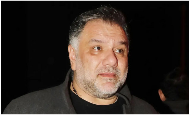 &Alpha;&rho;&nu;&alpha;&omicron;ύ&tau;&omicron;&gamma;&lambda;&omicron;&upsilon;: &Mu;&epsilon; &tau;&rho;&epsilon;&mu;ά&mu;&epsilon;&nu;&eta; &phi;&omega;&nu;ή &tau;&alpha; &pi;&rho;ώ&tau;&alpha; &tau;&omicron;&upsilon; &lambda;ό&gamma;&iota;&alpha; &gamma;&iota;&alpha; &tau;&omicron;&nu; &theta;ά&nu;&alpha;&tau;&omicron; &tau;&eta;&sigmaf; &mu;&alpha;&mu;ά&sigmaf; &tau;&omicron;&upsilon;