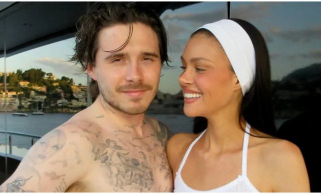 &Alpha;&upsilon;&tau;ή &epsilon;ί&nu;&alpha;&iota; &eta; έ&pi;&alpha;&upsilon;&lambda;&eta; &tau;&omega;&nu; 16 &epsilon;&kappa;&alpha;&tau;. &epsilon;&upsilon;&rho;ώ &tau;&omicron;&upsilon; &Mu;&pi;&rho;&omicron;ύ&kappa;&lambda;&iota;&nu; &Mu;&pi;έ&kappa;&alpha;&mu; &kappa;&alpha;&iota; &tau;&eta;&sigmaf; &Nu;ί&kappa;&omicron;&lambda;&alpha; &Pi;&epsilon;&lambda;&tau;&zeta; (&Phi;&Omega;&Tau;&Omicron;)