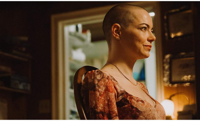 Ό&sigma;&kappa;&alpha;&rho; 2026: &Sigma;ά&rho;&omega;&sigma;&epsilon; &sigma;&tau;&iota;&sigmaf; &upsilon;&pi;&omicron;&psi;&eta;&phi;&iota;ό&tau;&eta;&tau;&epsilon;&sigmaf; &eta; &ldquo;Bugonia&rdquo; &tau;&omicron;&upsilon; &Gamma;&iota;ώ&rho;&gamma;&omicron;&upsilon; &Lambda;ά&nu;&theta;&iota;&mu;&omicron;&upsilon;