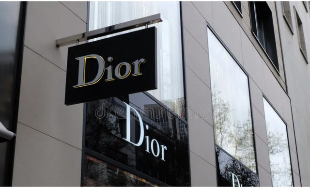 Dior: &Alpha;&upsilon;&tau;ό&sigmaf; &epsilon;ί&nu;&alpha;&iota; &omicron; &nu;έ&omicron;&sigmaf; ambassador &tau;&omicron;&upsilon; &omicron;ί&kappa;&omicron;&upsilon;