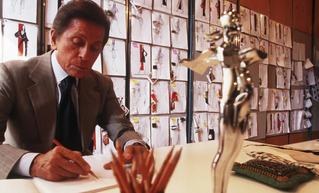 &Pi;έ&theta;&alpha;&nu;&epsilon; &omicron; &epsilon;&mu;&beta;&lambda;&eta;&mu;&alpha;&tau;&iota;&kappa;ό&sigmaf; &sigma;&chi;&epsilon;&delta;&iota;&alpha;&sigma;&tau;ή&sigmaf; &mu;ό&delta;&alpha;&sigmaf;, &Beta;&alpha;&lambda;&epsilon;&nu;&tau;ί&nu;&omicron;