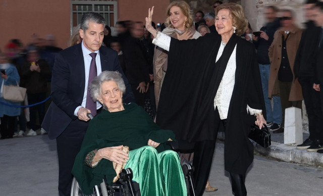 &Beta;&alpha;&sigma;ί&lambda;&iota;&sigma;&sigma;&alpha; &Sigma;&omicron;&phi;ί&alpha;: &Sigma;&tau;&omicron; &pi;&lambda;&epsilon;&upsilon;&rho;ό &tau;&eta;&sigmaf; &alpha;&delta;&epsilon;&lambda;&phi;ή&sigmaf; &tau;&eta;&sigmaf;-&Epsilon;&pi;&iota;&delta;&epsilon;&iota;&nu;ώ&theta;&eta;&kappa;&epsilon; &eta; &kappa;&alpha;&tau;ά&sigma;&tau;&alpha;&sigma;&eta; &upsilon;&gamma;&epsilon;ί&alpha;&sigmaf; &tau;&eta;&sigmaf; &pi;&rho;&iota;&gamma;&kappa;ί&pi;&iota;&sigma;&sigma;&alpha;&sigmaf; &Epsilon;&iota;&rho;ή&nu;&eta;&sigmaf;