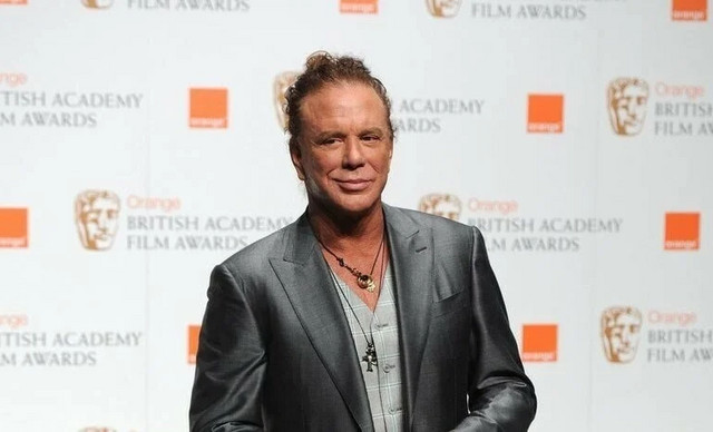 &Eta; &kappa;&alpha;&tau;ά&rho;&rho;&epsilon;&upsilon;&sigma;&eta; &epsilon;&nu;ό&sigmaf; &theta;&rho;ύ&lambda;&omicron;&upsilon; &ndash; Ά&sigma;&tau;&epsilon;&gamma;&omicron;&sigmaf; &kappa;&iota;&nu;&delta;&upsilon;&nu;&epsilon;ύ&epsilon;&iota; &nu;&alpha; &mu;&epsilon;ί&nu;&epsilon;&iota; &omicron; &Mu;ί&kappa;&iota; &Rho;&omicron;&upsilon;&rho;&kappa;