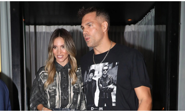 &Omicron;&iota;&kappa;&omicron;&nu;&omicron;&mu;ά&kappa;&omicron;&upsilon; &Tau;&sigma;&epsilon;&rho;έ&lambda;&alpha;: &Alpha;&upsilon;&tau;ή &epsil