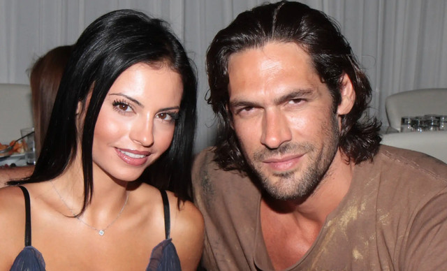 &Sigma;&pi;&alpha;&lambda;&iota;ά&rho;&alpha;&sigmaf; &gamma;&iota;&alpha; &Alpha;&lambda;&epsilon;&xi;&alpha;&nu;&delta;&rho;ά&kappa;&eta;: &laquo;&Mu;&epsilon;&tau;ά &alpha;&pi;ό 15 &chi;&rho;ό&nu;&iota;&alpha; &eta; &sigma;&chi;έ&sigma;&eta; &mu;&alpha;&sigmaf; έ&chi;&epsilon;&iota; &pi;&alpha;&rho;&alpha;&gamma;&rho;&alpha;&phi;&epsilon;ί &nu;&omicron;&mu;ί&zeta;&omega;&raquo;