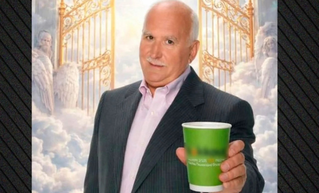 Έ&beta;&alpha;&lambda;&epsilon; &tau;&omicron;&nu; &Pi;&alpha;&pi;&alpha;&delta;ά&kappa;&eta; &nu;&alpha; &pi;ί&nu;&epsilon;&iota; &kappa;&alpha;&phi;έ &sigma;&tau;&omicron;&nu; &Pi;&alpha;&rho;ά&delta;&epsilon;&iota;&sigma;&omicron;: &ldquo;&Delta;&iota;&kappa;ά&sigma;&tau;&epsilon; &kappa;&alpha;&iota; &epsilon;&sigma;&epsilon;ί&sigmaf;&hellip;&rdquo;