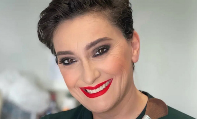 &Eta;&rho;ώ: &Eta; &sigma;&pi;ά&nu;&iota;&alpha; &phi;&omega;&tau;&omicron;&gamma;&rho;&alpha;&phi;ί&alpha; &mu;&epsilon; &tau;&omicron;&nu; &gamma;&iota;&omicron; &tau;&eta;&sigmaf;&nbsp;&ndash; &Xi;&epsilon;&kappa;ί&nu;&eta;&sigma;&alpha;&nu; &mu;&alpha;&zeta;ί &tau;&eta; &nu;έ&alpha; &chi;&rho;&omicron;&nu;&iota;ά