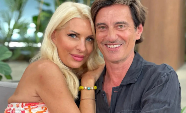 &Epsilon;&lambda;έ&nu;&eta; &Mu;&epsilon;&nu;&epsilon;&gamma;ά&kappa;&eta;: &Alpha;&upsilon;&tau;ό&sigmaf; &epsilon;ί&nu;&alpha;&iota; &omicron; &pi;&rho;&alpha;&gamma;&mu;&alpha;&tau;&iota;&kappa;ό&sigmaf; &lambda;ό&gamma;&omicron;&sigmaf; &pi;&omicron;&upsilon; έ&kappa;&alpha;&nu;&epsilon; unfollow &tau;&omicron;&nu; &Kappa;&omicron;&upsilon;&tau;&sigma;&omicron;&gamma;&iota;&alpha;&nu;&nu;ό&pi;&omicron;&upsilon;&lambda;&omicron;!