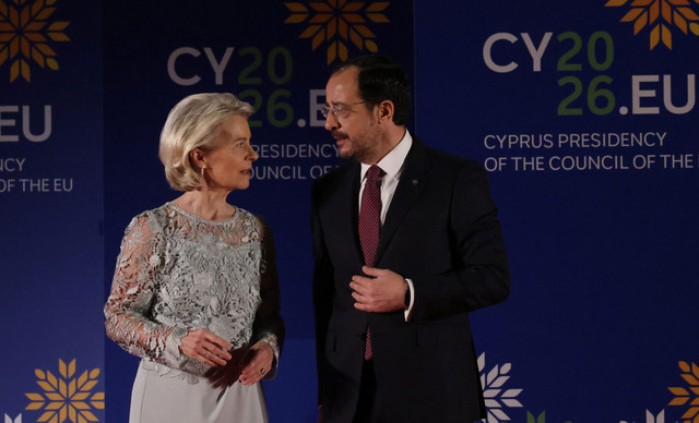 &Beta;&rho;ή&kappa;&alpha;&mu;&epsilon; &tau;&omicron; &phi;ό&rho;&epsilon;&mu;&alpha; &tau;&eta;&sigmaf; &Omicron;ύ&rho;&sigma;&omicron;&upsilon;&lambda;&alpha; &Phi;&omicron;&nu; &Nu;&tau;&epsilon;&rho; &Lambda;ά&iota;&epsilon;&nu; &kappa;&alpha;&iota; &mu;ά&theta;&alpha;&mu;&epsilon; &pi;ό&sigma;&alpha; &kappa;&omicron;&sigma;&tau;ί&zeta;&epsilon;&iota;