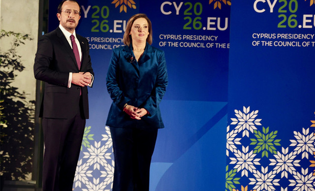 &Epsilon;&nu;&tau;&upsilon;&pi;&omega;&sigma;ί&alpha;&sigma;&epsilon; &mu;&epsilon; &tau;&eta;&nu; &epsilon;&mu;&phi;ά&nu;&iota;&sigma;&eta; &tau;&eta;&sigmaf; &eta; &Phi;&iota;&lambda;ί&pi;&pi;&alpha; &Kappa;&alpha;&rho;&sigma;&epsilon;&rho;ά &sigma;&tau;&eta; &tau;&epsilon;&lambda;&epsilon;&tau;ή έ&nu;&alpha;&rho;&xi;&eta;&sigmaf; &tau;&eta;&sigmaf; &Pi;&rho;&omicron;&epsilon;&delta;&rho;ί&alpha;&sigmaf;