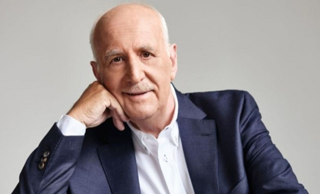 &Gamma;&iota;ώ&rho;&gamma;&omicron;&sigmaf; &Pi;&alpha;&pi;&alpha;&delta;ά&kappa;&eta;&sigmaf;: &Gamma;&iota;&alpha;&tau;ί &eta; &omicron;&iota;&kappa;&omicron;&gamma;έ&nu;&epsilon;&iota;ά &tau;&omicron;&upsilon; &epsilon;&pi;έ&lambda;&epsilon;&xi;&epsilon; &tau;&eta;&nu; &alpha;&pi;&omicron;&tau;έ&phi;&rho;&omega;&sigma;&eta;; Ό&lambda;&eta;