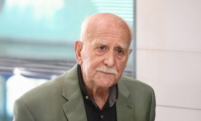 O&iota; &tau;&epsilon;&lambda;&epsilon;&upsilon;&tau;&alpha;ί&epsilon;&sigmaf; &sigma;&tau;&iota;&gamma;&mu;έ&sigmaf; &tau;&omicron;&upsilon; &Gamma;&iota;ώ&rho;&gamma;&omicron;&upsilon; &Pi;&alpha;&pi;&alpha;&delta;ά&kappa;&eta; &kappa;&alpha;&iota; &tau;&omicron; &alpha;&sigma;&theta;&epsilon;&nu;&omicron;&phi;ό&rho;&omicron;