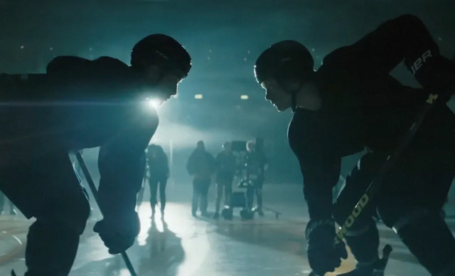 Heated Rivalry: &Eta; &laquo;&kappa;&alpha;&upsilon;&tau;ή&raquo; &sigma;&epsilon;&iota;&rho;ά &pi;&omicron;&upsilon; έ&chi;&epsilon;&iota; &xi;&epsilon;&tau;&rho;&epsilon;&lambda;ά&nu;&epsilon;&iota; &tau;&omicron; &sigma;ύ&mu;&pi;&alpha;&nu;