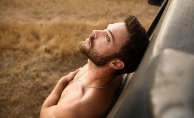 &Sigma;&tau;έ&phi;&alpha;&nu;&omicron;&sigmaf; &Mu;&iota;&chi;&alpha;ή&lambda;: &Eta; &alpha;&pi;&iota;&sigma;&tau;ί&alpha; &pi;&omicron;&upsilon; &alpha;&pi;&omicron;&kappa;ά&lambda;&upsilon;&psi;&epsilon; &kappa;&alpha;&iota; &eta; &mu;&epsilon;&gamma;ά&lambda;&eta; &alpha;&nu;&alpha;&tau;&rho;&omicron;&pi;ή &sigma;&tau;&eta; &zeta;&omega;ή &tau;&omicron;&upsilon;