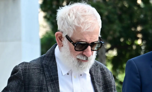 &Pi;έ&tau;&rho;&omicron;&sigmaf; &Phi;&iota;&lambda;&iota;&pi;&pi;ί&delta;&eta;&sigmaf;: &Alpha;&pi;&omicron;&rho;&rho;ί&phi;&theta;&eta;&kappa;&epsilon; &alpha;&pi;ό &tau;&omicron;&nu; Ά&rho;&epsilon;&iota;&omicron; &Pi;ά&gamma;&omicron; &tau;&omicron; &alpha;ί&tau;&eta;&mu;&alpha; &tau;&omega;&nu; &kappa;&alpha;&tau;&alpha;&gamma;&gamma;&epsilon;&lambda;&lambda;&omicron;&upsilon;&sigma;ώ&nu; &gamma;&iota;&alpha; &alpha;ύ&xi;&eta;&sigma;&eta; &tau;&eta;&sigmaf; &pi;&omicron;&iota;&nu;ή&sigmaf; &tau;&omicron;&upsilon;