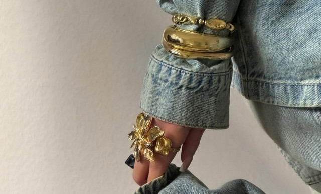 &Tau;&alpha; &pi;&iota;&omicron; &sigma;&upsilon;&chi;&nu;ά &lambda;ά&theta;&eta; &pi;&omicron;&upsilon; &kappa;ά&nu;&epsilon;&iota;&sigmaf; ό&tau;&alpha;&nu; &phi;&omicron;&rho;ά&sigmaf; &kappa;&omicron;&sigma;&mu;ή&mu;&alpha;&tau;&alpha; &kappa;&alpha;&iota; &sigma;&omicron;&upsilon; &laquo;&kappa;&omicron;&sigma;&tau;ί&zeta;&omicron;&upsilon;&nu;&raquo; &pi;ό&nu;&tau;&omicron;&upsilon;&sigmaf; &sigma;&tau;&iota;&lambda;