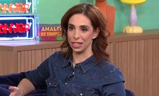 Έ&lambda;&epsilon;&nu;&alpha; &Chi;&alpha;&rho;&alpha;&lambda;&alpha;&mu;&pi;&omicron;ύ&delta;&eta;: &ldquo;&Gamma;&iota;&alpha; &epsilon;&mu;έ&nu;&alpha; ή&tau;&alpha;&nu; &pi;&rho;&omicron;&sigmaf; &tau;&omicron; &chi;&epsilon;&iota;&rho;ό&tau;&epsilon;&rho;&omicron;, &delta;&epsilon;&nu; ή&theta;&epsilon;&lambda;&alpha; &nu;&alpha; &mu;&epsilon; &alpha;&kappa;&omicron;&upsilon;&mu;&pi;ά&epsilon;&iota; &omicron; &sigma;ύ&zeta;&upsilon;&gamma;ό&sigmaf; &mu;&omicron;&upsilon;&rdquo;