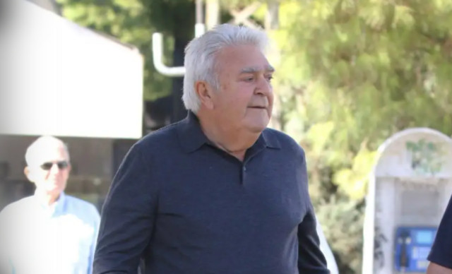 &Pi;&alpha;&sigma;&chi;ά&lambda;&eta;&sigmaf; &Tau;&epsilon;&rho;&zeta;ή&sigmaf;: K&upsilon;&kappa;&lambda;&omicron;&phi;&omicron;&rho;&epsilon;ί &tau;&rho;&alpha;&gamma;&omicron;ύ&delta;&iota; &ndash; &Beta;ά&zeta;&epsilon;&iota; &ldquo;&phi;&rho;έ&nu;&omicron;&rdquo; &sigma;&tau;&omicron; AI &kappa;&alpha;&iota; έ&rho;&chi;&epsilon;&tau;&alpha;&iota; &sigma;&epsilon; &rho;ή&xi;&eta; &mu;&epsilon; &tau;&omicron;&nu; &Chi;&rho;ή&sigma;&tau;&omicron; &Nu;&iota;&kappa;&omicron;&lambda;ό&pi;&omicron;&upsilon;&lambda;&omicron;