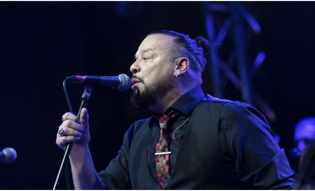 &Chi;&rho;ή&sigma;&tau;&omicron;&sigmaf; &Delta;ά&nu;&tau;&eta;&sigmaf;: &Eta; &phi;&omega;&tau;&omicron;&gamma;&rho;&alpha;&phi;ί&alpha; &a