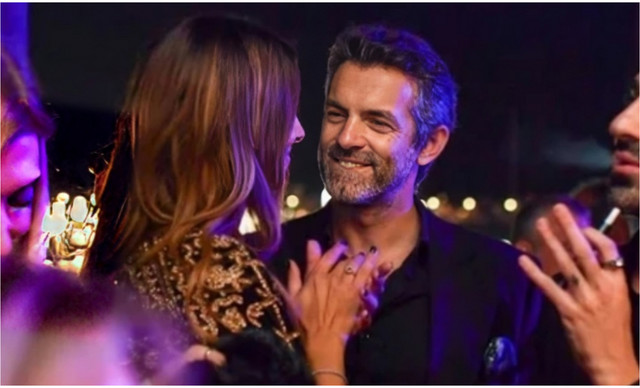 &Epsilon;&upsilon;&rho;&iota;&pi;ί&delta;&omicron;&upsilon;: &Tau;&omicron; &tau;&rho;&upsilon;&phi;&epsilon;&rho;ό &sigma;&tau;&iota;&gamma;&mu;&iota;ό&tau;&upsilon;&pi;&omicron; &mu;&epsilon; &tau;&omicron;&nu; &Mu;&iota;&chi;ό&pi;&omicron;&upsilon;&lambda;&omicron; &kappa;&alpha;&iota; &tau;&alpha; &pi;&alpha;&iota;&delta;&iota;ά &tau;&eta;&sigmaf; &nu;&alpha; &pi;&alpha;ί&zeta;&omicron;&upsilon;&nu; &pi;&omicron;&delta;ό&sigma;&phi;&alpha;&iota;&rho;&omicron;