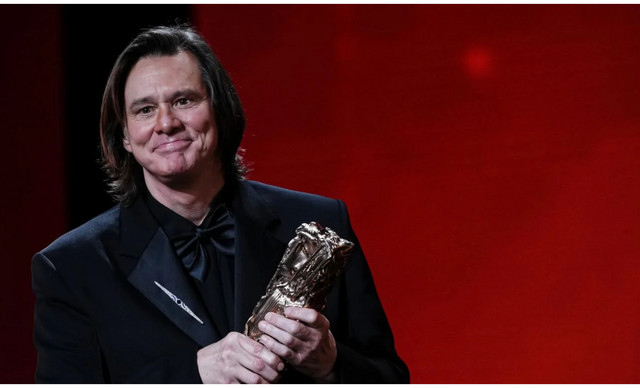 &Omicron; &tau;&iota;&mu;ώ&mu;&epsilon;&nu;&omicron;&sigmaf; Jim Carrey, &tau;&omicron; &gamma;&iota;&omicron;&upsilon;&chi;ά&rho;&iota;&sigma;&mu;&alpha