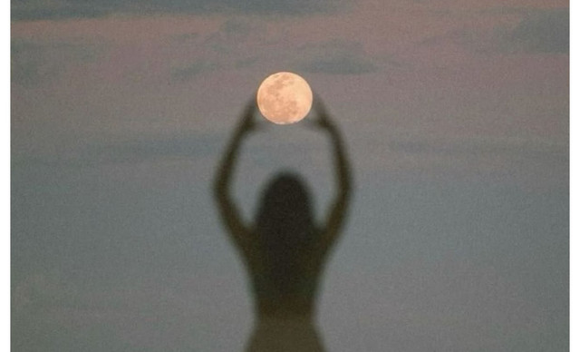 &Zeta;ώ&delta;&iota;&alpha; 28/2: &Eta; &kappa;&upsilon;&rho;ί&alpha;&rho;&chi;&eta; &epsilon;&nu;έ&rho;&gamma;&epsilon;&iota;&alpha; &tau;&eta;&sigmaf; &eta;&mu;έ&rho;&alpha;&sigmaf; &kappa;&alpha;&theta;&omicron;&rho;ί&zeta;&epsilon;&tau;&alpha;&iota; &alpha;&pi;ό &tau;&eta;&nu; &alpha;&nu;ά&delta;&rho;&omicron;&mu;&eta; &pi;&omicron;&rho;&epsilon;ί&alpha; &tau;&omicron;&upsilon; &Epsilon;&rho;&mu;ή