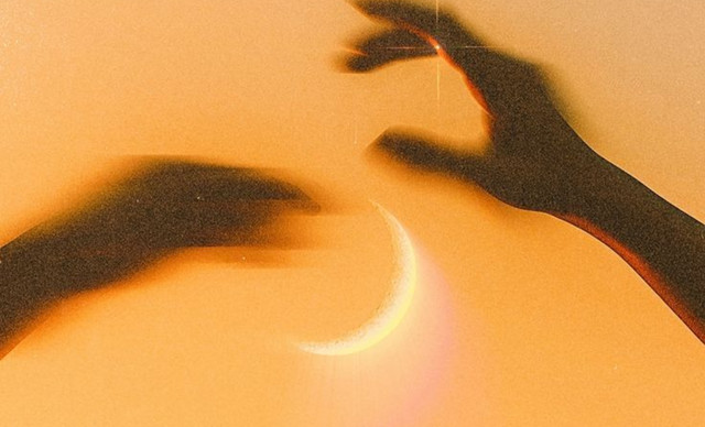 &Zeta;ώ&delta;&iota;&alpha; 06/02: &Epsilon;&pi;&omicron;&upsilon;&lambda;ώ&nu;&omicron;&upsilon;&mu;&epsilon; &pi;&alpha;&lambda;&iota;έ&sigmaf; &pi;&lambda;&eta;&gamma;έ&sigmaf; &kappa;&alpha;&iota; &beta;&lambda;έ&pi;&omicron;&upsilon;&mu;&epsilon; &tau;&alpha; &pi;&rho;ά&gamma;&mu;&alpha;&tau;&alpha; &pi;&iota;&omicron; &sigma;&phi;&alpha;&iota;&rho;&iota;&kappa;ά