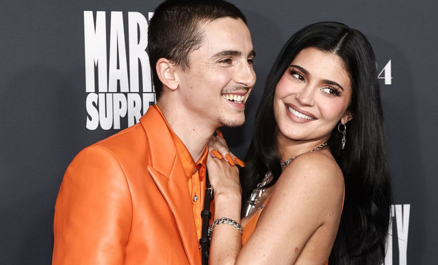 Timoth&eacute;e Chalamet: &Chi;ώ&rho;&iota;&sigma;&epsilon; &mu;&epsilon; &tau;&eta;&nu; Kylie Jenner;&nbsp;&ndash; &Tau;&omicron; &beta;ί&nu;&tau;&epsilon;&omicron; &pi;&omicron;&upsilon; &laquo;&kappa;&alpha;ί&epsilon;&iota;&raquo; &tau;&omicron;&nu; &eta;&theta;&omicron;&pi;&omicron;&iota;ό