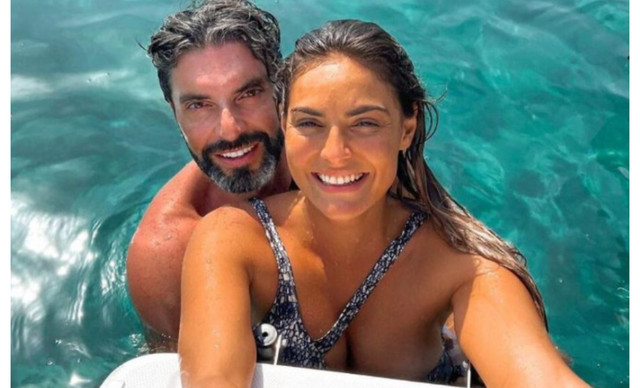 &Mu;&alpha;&rho;&tau;ί&kappa;&alpha;&sigmaf; &Alpha;&nu;&delta;&rho;&iota;ώ&tau;&omicron;&upsilon;: Έ&kappa;&alpha;&nu;&alpha;&nu; unfollow &omi