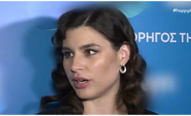 &Xi;έ&sigma;&pi;&alpha;&sigma;&epsilon; &eta; &Delta;&alpha;&nu;ά&eta; &Pi;&alpha;&pi;&pi;ά: &laquo;&Tau;&omicron; &zeta;&eta;&tau;ά&omega; &sigma;&alpha;&nu; &chi;ά&rho;&eta;, &mu;&epsilon; &pi;ή&rho;&alpha;&nu; &pi;&omicron;&lambda;&lambda;ά &tau;&eta;&lambda;έ&phi;&omega;&nu;&alpha;, ή&tau;&alpha;&nu; &tau;&rho;&omicron;&mu;&alpha;&kappa;&tau;&iota;&kappa;ό&raquo;