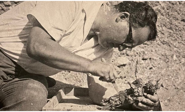 &Beta;ά&sigma;&omicron;&sigmaf; &Kappa;&alpha;&rho;&alpha;&gamma;&iota;ώ&rho;&gamma;&eta;&sigmaf;: &Mu;&iota;&alpha; &mu;&alpha;&tau;&iota;ά &sigma;&tau;&iota;&sigmaf; &epsilon;&kappa;&delta;ό&sigma;&epsilon;&iota;&sigmaf; &tau;&omicron;&upsilon;