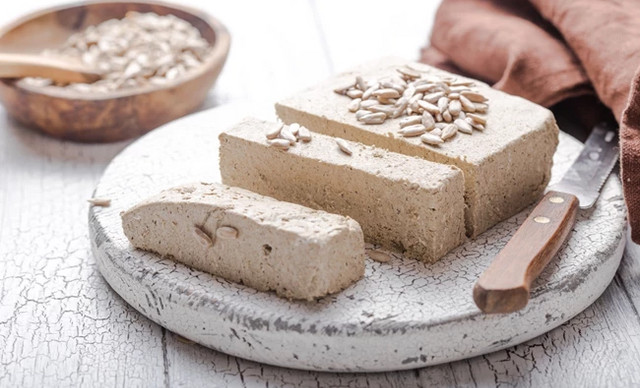 &Chi;&alpha;&lambda;&beta;ά&sigmaf;: &Gamma;&iota;&alpha;&tau;ί &epsilon;ί&nu;&alpha;&iota; &eta; &pi;&iota;&omicron; &theta;&rho;&epsilon;&pi;&tau;&iota;&kappa;ή &gamma;&lambda;&upsilon;&kappa;&iota;ά &epsilon;&pi;&iota;&lambda;&omicron;&gamma;ή &tau;&eta;&sigmaf; &Kappa;&alpha;&theta;&alpha;&rho;ά&sigmaf; &Delta;&epsilon;&upsilon;&tau;έ&rho;&alpha;&sigmaf;;