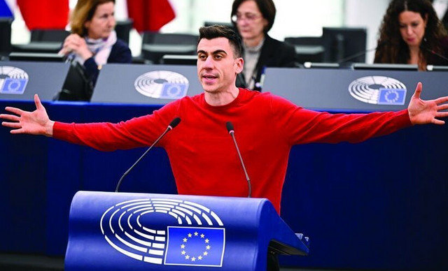 &Upsilon;&pi;&omicron;&psi;ή&phi;&iota;&omicron;&sigmaf; &mu;&epsilon; &tau;&eta;&nu; &laquo;Ά&mu;&epsilon;&sigma;&eta; &Delta;&eta;&mu;&omicron;&kappa;&rho;&alpha;&tau;ί&alpha;&raquo; &pi;&alpha;&sigma;ί&gamma;&nu;&omega;&sigma;&tau;&omicron;&sigmaf; &delta;&eta;&mu;&omicron;&sigma;&iota;&omicron;&gamma;&rho;ά&phi;&omicron;&sigmaf; &ndash; &Alpha;&upsilon;&tau;ό&sigmaf; &epsilon;ί&nu;&alpha;&iota; &omicron; &lambda;ό&gamma;&omicron;&sigmaf;