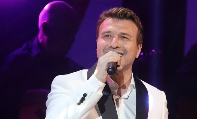 &Gamma;&iota;ά&nu;&nu;&eta;&sigmaf; &Pi;&lambda;&omicron;ύ&tau;&alpha;&rho;&chi;&omicron;&sigmaf;: &Eta; stalker &tau;&omicron;&upsilon; &sigma;&tau;&eta;&nu; &alpha;&nu;&tau;&epsilon;&pi;ί&theta;&epsilon;&sigma;&eta; &ndash; Έ&tau;&omicron;&iota;&mu;&eta; &nu;&alpha; &sigma;&tau;&epsilon;ί&lambda;&epsilon;&iota; &epsilon;&xi;ώ&delta;&iota;&kappa;&omicron;