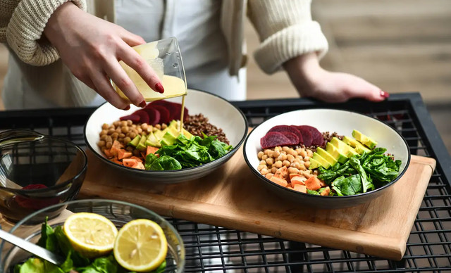 &Xi;&epsilon;&kappa;&iota;&nu;ά&sigmaf; &nu;&eta;&sigma;&tau;&epsilon;ί&alpha;; A&upsilon;&tau;έ&sigmaf; &epsilon;ί&nu;&alpha;&iota; &omicron;&iota; &laquo;&pi;&alpha;&gamma;ί&delta;&epsilon;&sigmaf;&raquo; &pi;&omicron;&upsilon; &pi;&rho;έ&pi;&epsilon;&iota; &nu;&alpha; &alpha;&pi;&omicron;&phi;ύ&gamma;&epsilon;&iota;&sigmaf; &gamma;&iota;&alpha; &nu;&alpha; &mu;&eta; &pi;ά&rho;&epsilon;&iota;&sigmaf; &kappa;&iota;&lambda;ά