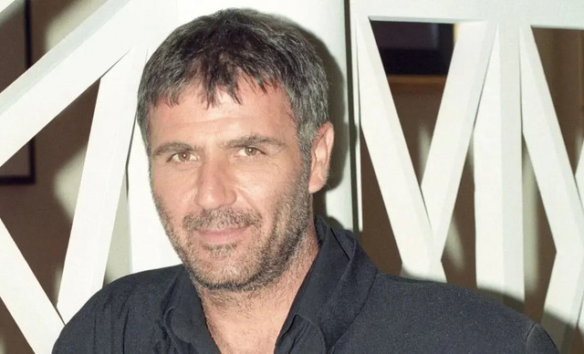 &Nu;ί&kappa;&omicron;&sigmaf; &Sigma;&epsilon;&rho;&gamma;&iota;&alpha;&nu;ό&pi;&omicron;&upsilon;&lambda;&omicron;&sigmaf;: &Theta;&rho;ί&lambda;&epsilon;&rho; &mu;&epsilon; &tau;&eta; &delta;&iota;&alpha;&theta;ή&kappa;&eta; &tau;&omicron;&upsilon; &epsilon;&tau;&epsilon;&rho;&omicron;&theta;&alpha;&lambda;&omicron;ύ&sigmaf; &alpha;&delta;&epsilon;&rho;&phi;&omicron;ύ &tau;&omicron;&upsilon;