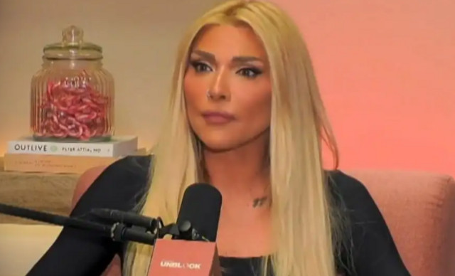 &Alpha;&gamma;&gamma;&epsilon;&lambda;&iota;&kappa;ή &Eta;&lambda;&iota;ά&delta;&eta;: &laquo;&Beta;ί&omega;&sigma;&alpha; &pi;&omicron;&lambda;ύ ά&sigma;&chi;&eta;&mu;&eta; &kappa;&alpha;&kappa;&omicron;&pi;&omicron;ί&eta;&sigma;&eta; &alpha;&pi;ό &tau;&omicron;&nu; &pi;&alpha;&tau;έ&rho;&alpha; &tau;&omicron;&upsilon; &pi;&alpha;&iota;&delta;&iota;&omicron;ύ &mu;&omicron;&upsilon;&raquo;