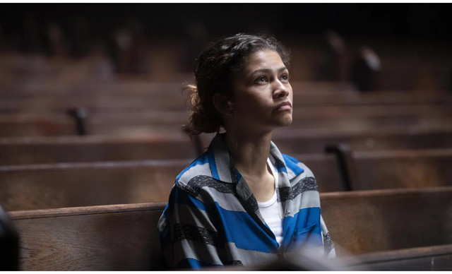 &Tau;&omicron; backstage &beta;ί&nu;&tau;&epsilon;&omicron; &alpha;&pi;ό &tau;&alpha; &gamma;&upsilon;&rho;ί&sigma;&mu;&alpha;&tau;&alpha; &tau;&omicron;&upsilon; &nu;έ&omicron;&upsilon; &kappa;ύ&kappa;&lambda;&omicron;&upsilon; Euphoria &mu;&epsilon; &Zeta;&epsilon;&nu;&tau;ά&gamma;&iota;&alpha;, &Epsilon;&lambda;ό&rho;&nu;&tau;&iota; &kappa;&alpha;&iota; &Sigma;&omicron;&upsilon;ί&nu;&iota;