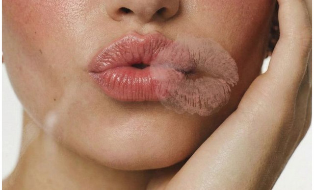 Lip masks: &Gamma;&iota;&alpha;&tau;ί έ&chi;&epsilon;&iota; &gamma;ί&nu;&epsilon;&iota; &tau;&omicron; &alpha;&pi;ό&lambda;&upsilon;&tau;&omicr