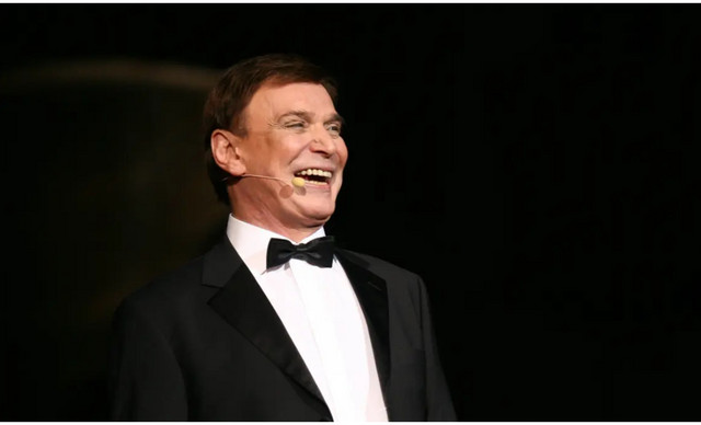 &Gamma;&iota;ώ&rho;&gamma;&omicron;&sigmaf; &Mu;&alpha;&rho;ί&nu;&omicron;&sigmaf;: &Sigma;ή&mu;&epsilon;&rho;&alpha; &tau;&omicron; &tau;&epsilon;&lambda;&epsilon;&upsilon;&tau;&alpha;ί&omicron; &laquo;&alpha;&nu;&tau;ί&omicron;&raquo; &sigma;&tau;&omicron; &Kappa;&omicron;&iota;&mu;&eta;&tau;ή&rho;&iota;&omicron; &Beta;&omicron;ύ&lambda;&alpha;&sigmaf;