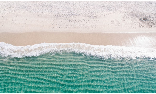 &Alpha;&upsilon;&tau;ή &epsilon;ί&nu;&alpha;&iota; &eta; &kappa;&alpha;&lambda;ύ&tau;&epsilon;&rho;&eta; &pi;&alpha;&rho;&alpha;&lambda;ί&alpha; &sigma;&tau;&eta;&nu; &Kappa;ύ&pi;&rho;&omicron;, &sigma;ύ&mu;&phi;&omega;&nu;&alpha; &mu;&epsilon; &tau;&omicron; ChatGPT