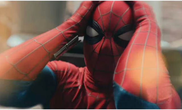 &Tau;&omicron;&mu; &Chi;ό&lambda;&alpha;&nu;&tau; &epsilon;&pi;&iota;&sigma;&tau;&rho;έ&phi;&epsilon;&iota; &omega;&sigmaf; Spider-Man &ndash; &Delta;&epsilon;ί&tau;&epsilon; &tau;&omicron; &pi;&rho;ώ&tau;&omicron; &tau;&rho;έ&iota;&lambda;&epsilon;&rho; &tau;&omicron;&upsilon; &ldquo;Brand New Day&rdquo;