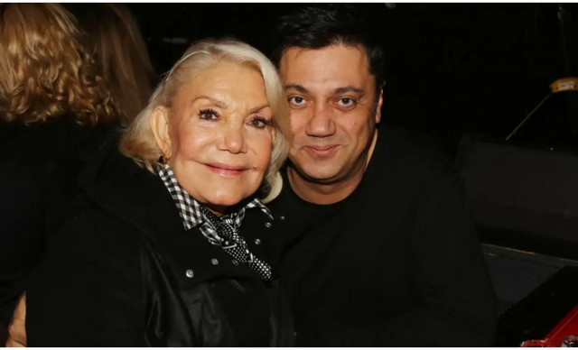 &Gamma;&iota;ώ&rho;&gamma;&omicron;&sigmaf; &Theta;&epsilon;&omicron;&phi;ά&nu;&omicron;&upsilon;&sigmaf;: &Rho;&alpha;&gamma;ί&zeta;&epsilon;&iota; &kappa;&alpha;&rho;&delta;&iota;έ&sigmaf; &gamma;&iota;&alpha; &tau;&eta; &Mu;&alpha;&rho;&iota;&nu;έ&lambda;&lambda;&alpha; &ndash; &laquo;Έ&phi;&upsilon;&gamma;&epsilon; &eta; &mu;ά&nu;&alpha; &mu;&omicron;&upsilon;&raquo;