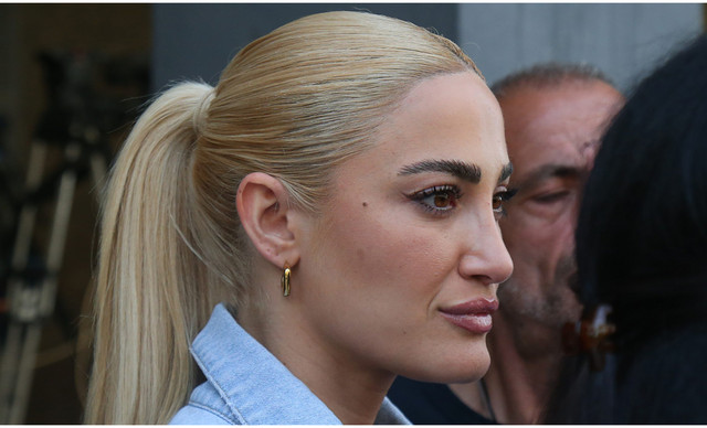 &Tau;&omicron;ύ&nu;&eta;: &Alpha;&nu;&alpha;&kappa;&omicron;ί&nu;&omega;&sigma;&eta; &laquo;&beta;ό&mu;&beta;&alpha;&raquo; &gamma;&iota;&alpha; &tau;&eta;&nu; &epsilon;&mu;&pi;&lambda;&omicron;&kappa;ή &tau;&rho;ί&tau;&omicron;&upsilon; &pi;&rho;&omicron;&sigma;ώ&pi;&omicron;&upsilon; &pi;&omicron;&upsilon; &delta;&iota;έ&rho;&rho;&epsilon;&upsilon;&sigma;&epsilon; &phi;&omega;&tau;&omicron;&gamma;&rho;&alpha;&phi;&iota;&kappa;ό &upsilon;&lambda;&iota;&kappa;ό!