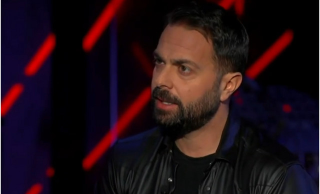 &Sigma;&upsilon;&gamma;&kappa;&lambda;&omicron;&nu;ί&zeta;&epsilon;&iota; &omicron; &Eta;&lambda;ί&alpha;&sigmaf; &Beta;&rho;&epsilon;&tau;&tau;ό&sigmaf;: &laquo;Ό&tau;&alpha;&nu; &pi;ά&lambda;&epsilon;&upsilon;&alpha; &gamma;&iota;&alpha; &tau;&eta; &zeta;&omega;ή &mu;&omicron;&upsilon;, &mu;&epsilon; έ&sigma;&omega;&sigma;&epsilon; &tau;&omicron; &chi;έ&rho;&iota; &tau;&omicron;&upsilon; &theta;&epsilon;&omicron;ύ&raquo; (&Beta;&Iota;&Nu;&Tau;&Epsilon;&Omicron;)